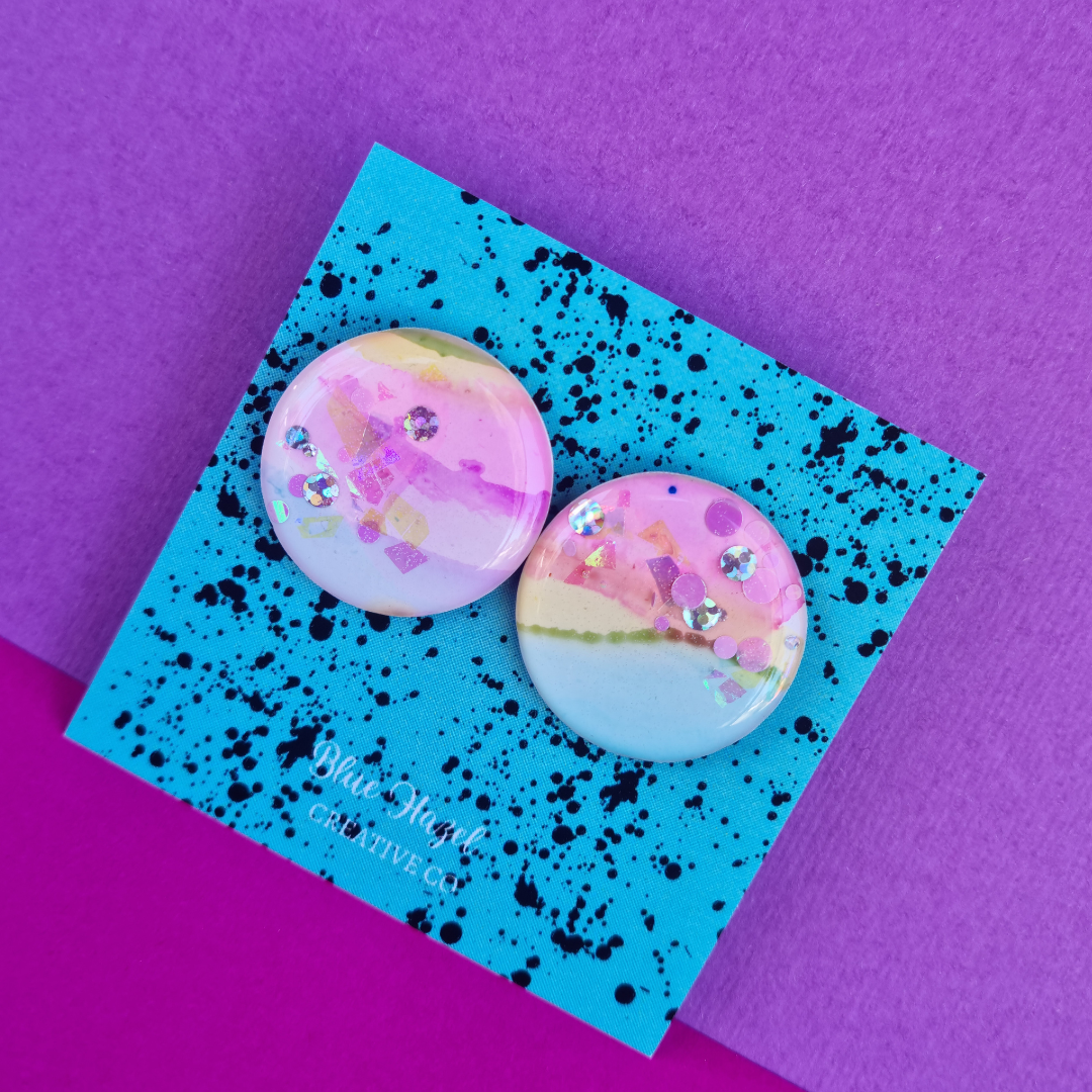 PASTELL CONFETTI STUDS