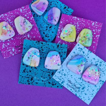 PASTELL CONFETTI STUDS